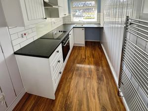 Kitchen- click for photo gallery